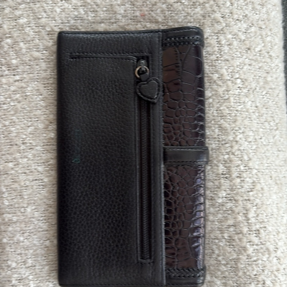 Brighton Wallet - Picture 2 of 5